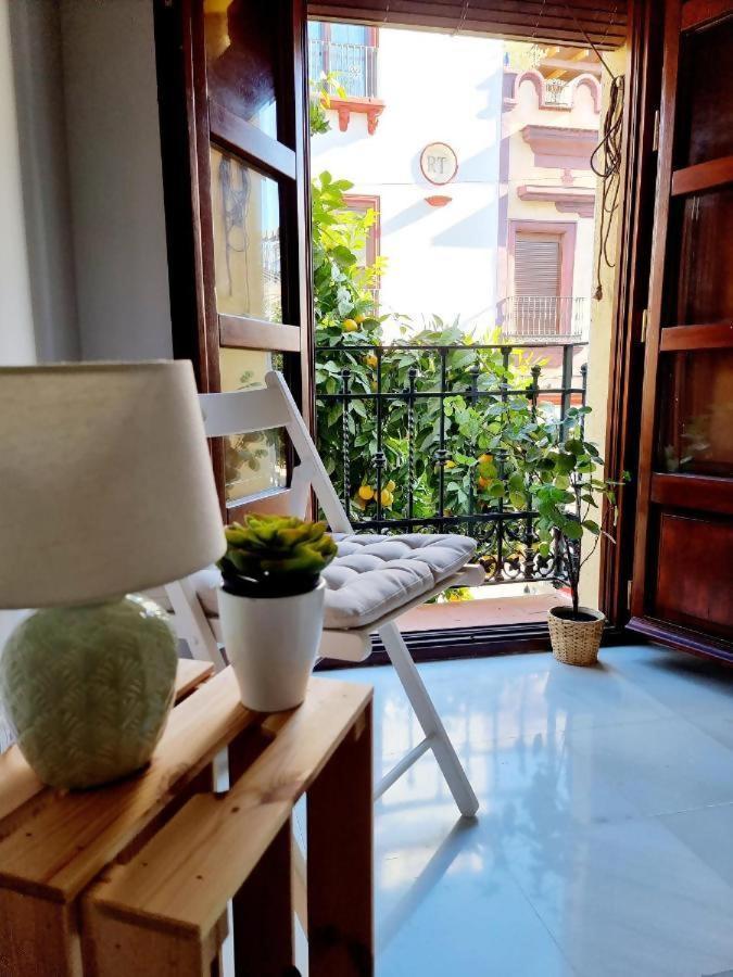 Hostfy Mercado De Triana Σεβίλλη Εξωτερικό φωτογραφία