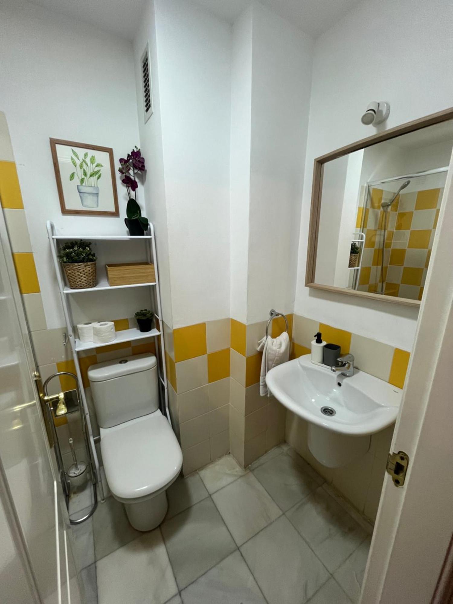 Hostfy Mercado De Triana Σεβίλλη Εξωτερικό φωτογραφία